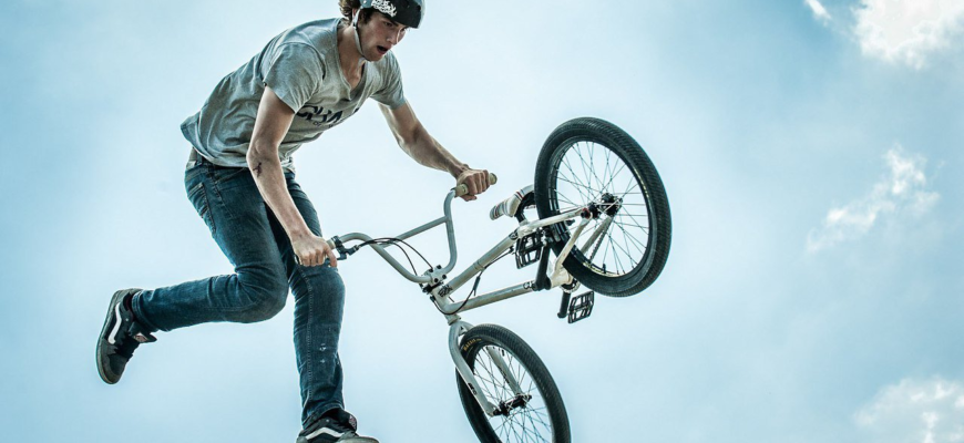 как научиться делать крутые трюки (на велосипеде)
